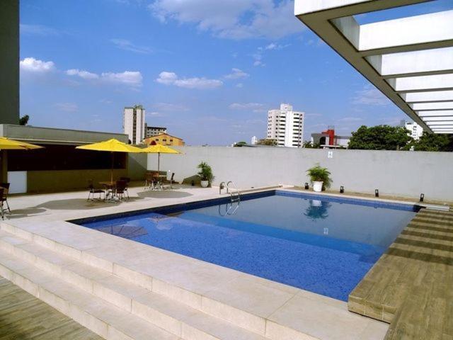 Flat Bristol 911 Aparthotel Goiânia Eksteriør bilde